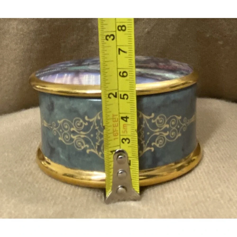 VNTG Porcelain Music Jewelry Thomas Kinkade 